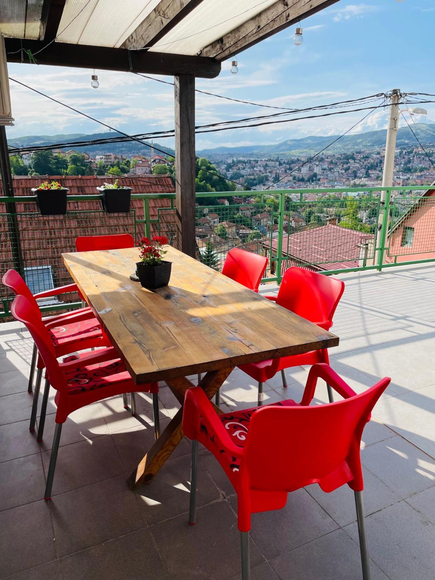 Sarajevo Cozy Attic Apartment Bagian luar foto